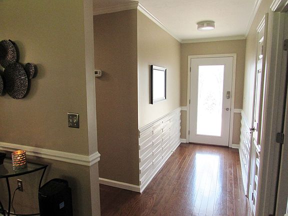 3rd image of 2965 Hillcreek Dr