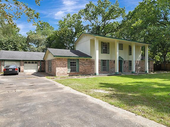 4th image of 15255 Conroe Dr