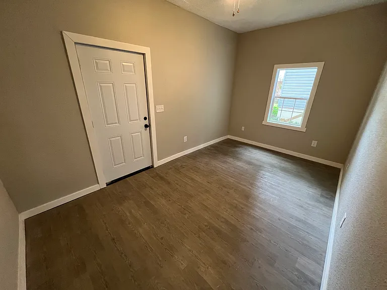 1470 N Grant Ave #1 — Photo 7