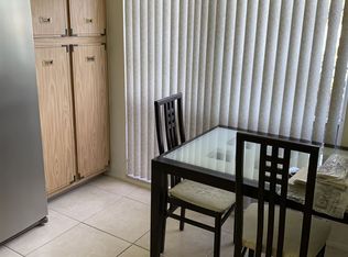 925 NE 26th Ave, Hallandale, FL 33009