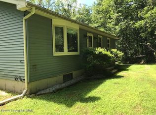 851 Lower Mountain Dr, Effort, PA 18330