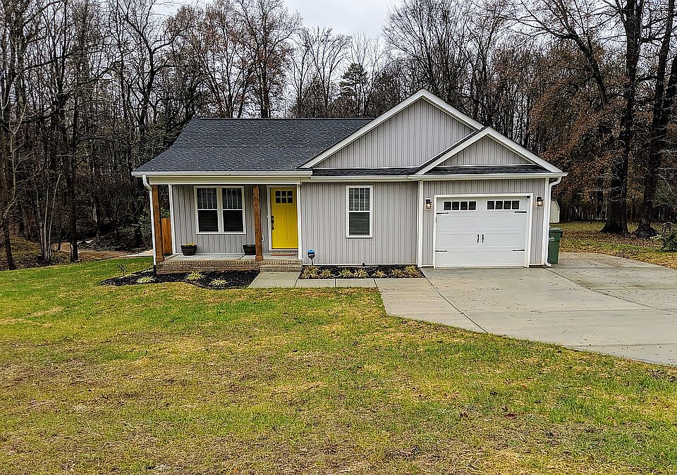 1st image of 101 Lynnbrook Dr