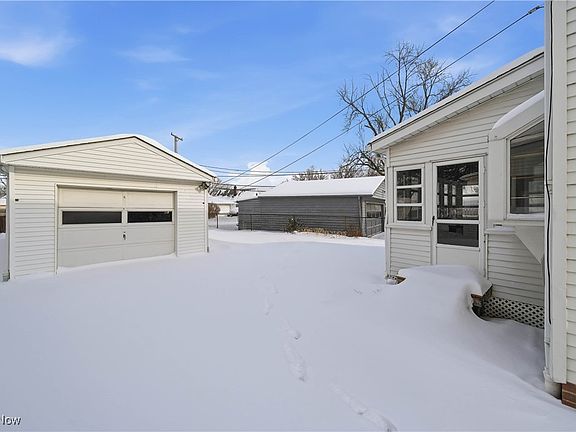 5th image of 28759 Forest Rd