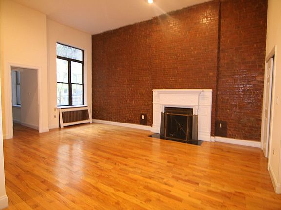 2nd image of 15 W 73rd St APT 2a