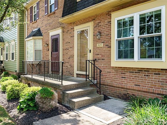 3rd image of 2829 Red Lion Ct