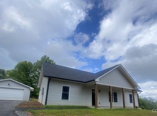 320 Old Hardin Rd, Dallas, NC 28034