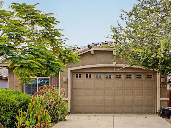 327 W Tamarack Dr, San Tan Valley, AZ 85140