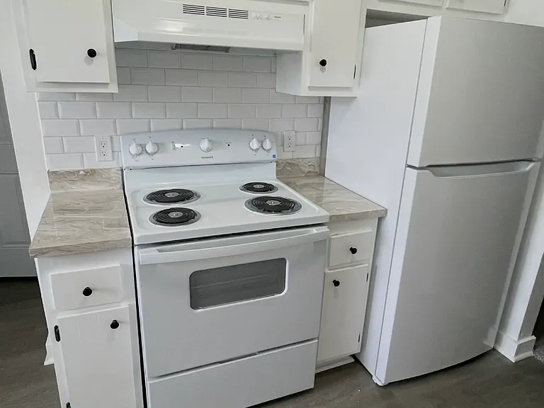827F Cheney Hwy — Photo 6