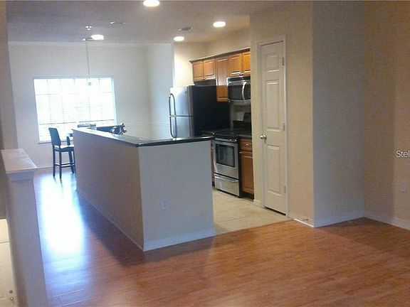 5th image of 5220 Hampton Beach Pl #5220