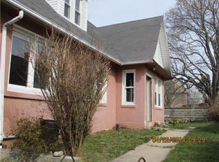17 Henry St, New London, CT 06320