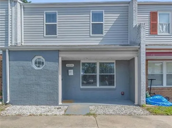 3250 Saxon Pl, Virginia Beach, VA 23453