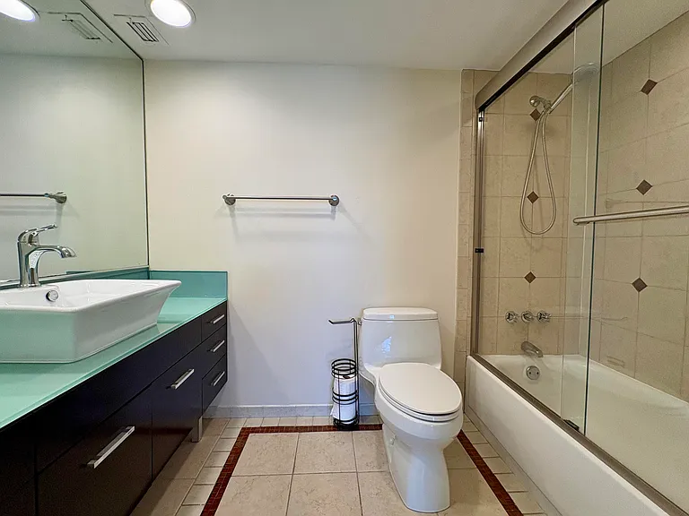 5700 NW 2nd Ave #203 — Photo 16