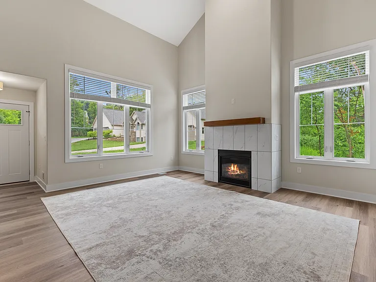 19150 Hi View Dr — Photo 4