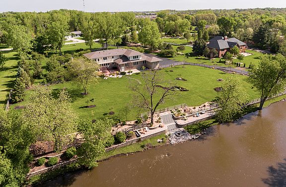 2nd image of 88 Riverwood Dr