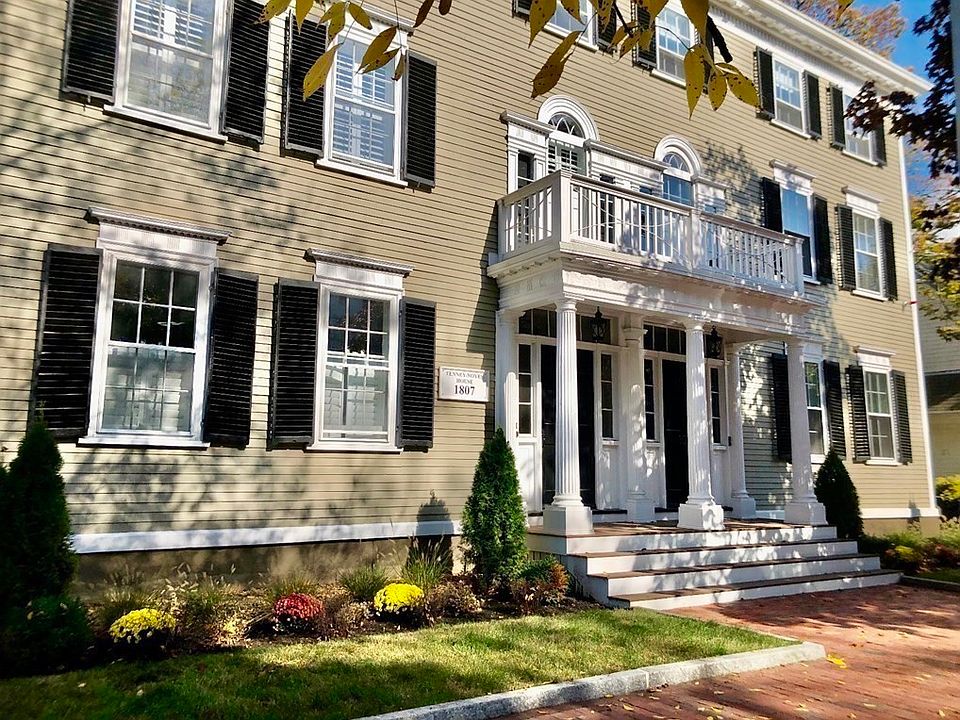 1st image of 104 High St Unit E