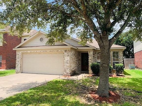2nd image of 12147 Glen Crossing Cir