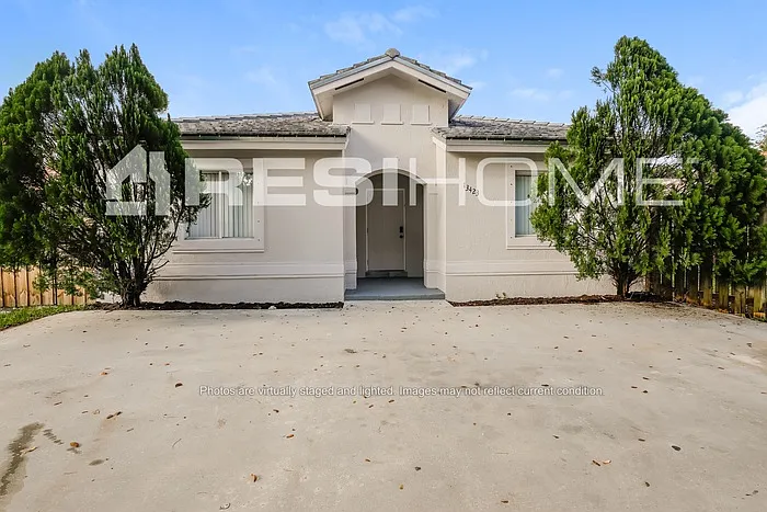 4 bed, 3.0 bath, 1692 sqft, $2,775 — Photo 2
