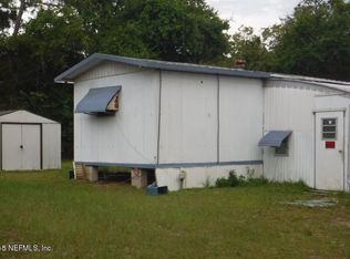 124 Phillip Ave, Interlachen, FL 32148