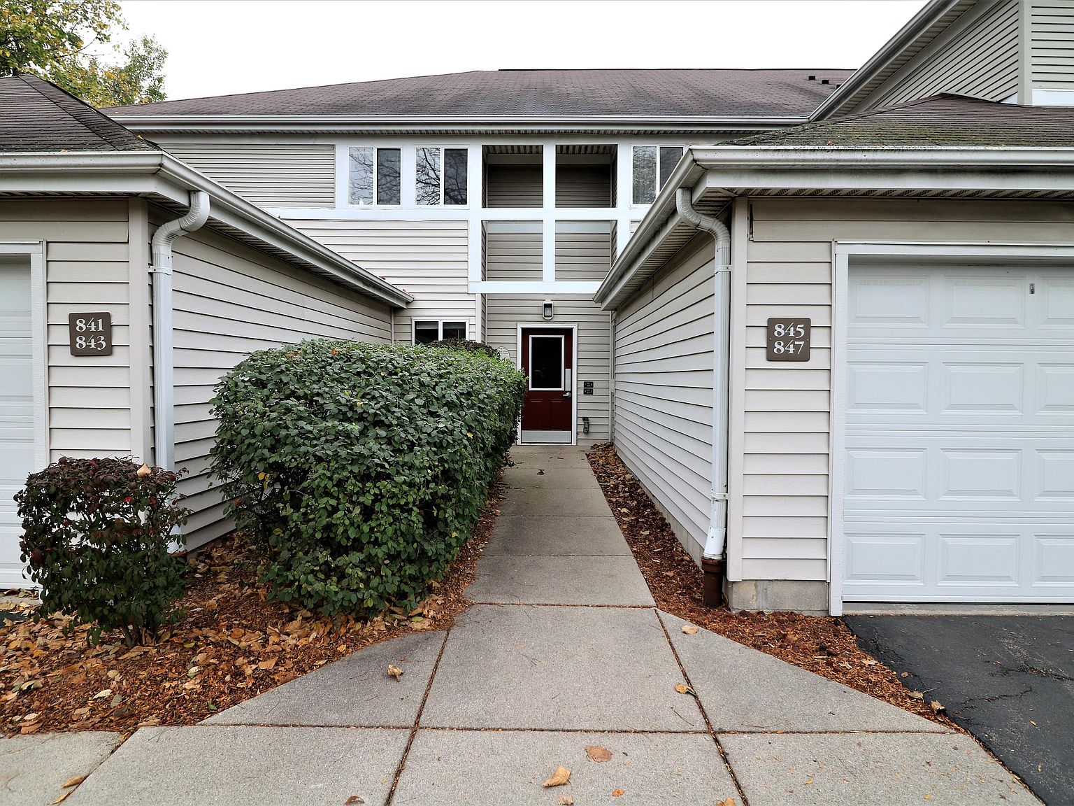 847 W Puetz Rd 39, Oak Creek, WI 53154 Zillow