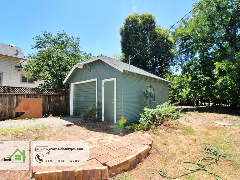 1428 Chestnut St — Photo 24