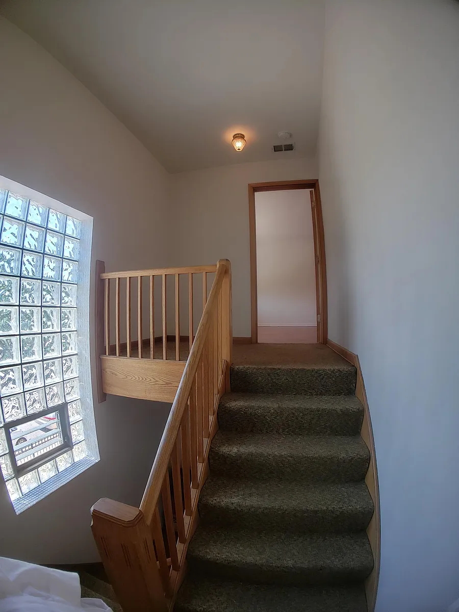 Building Photo - 6510 W Higgins Ave #2