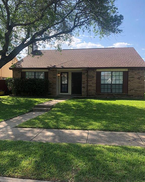 1st image of 809 Bailey Dr