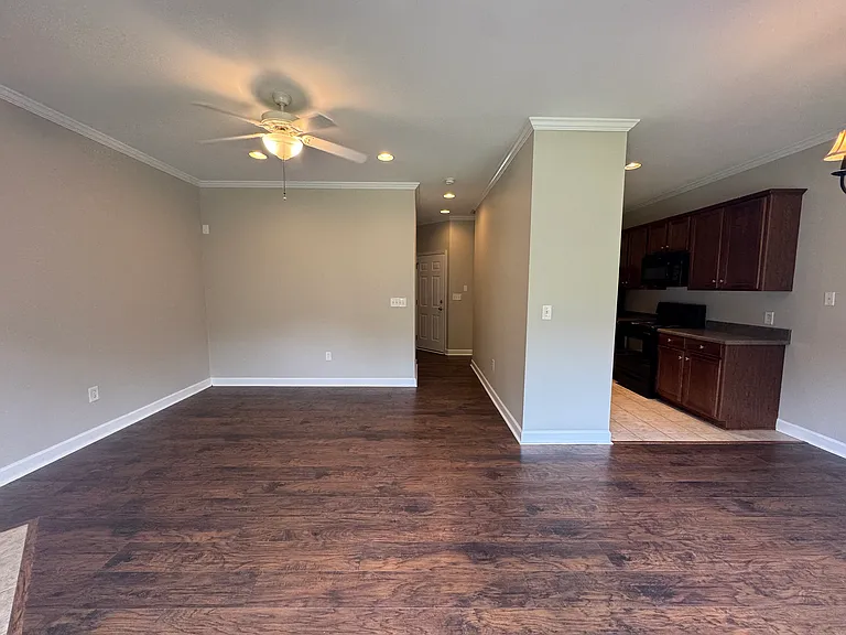 216 Biddeford Pl — Photo 12