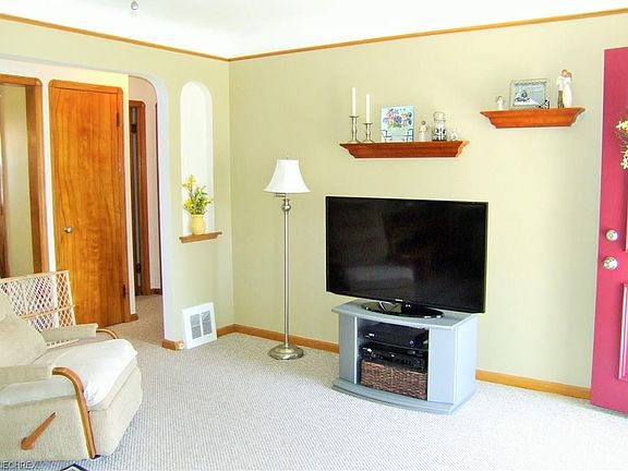 5th image of 5510 Orchard Ave