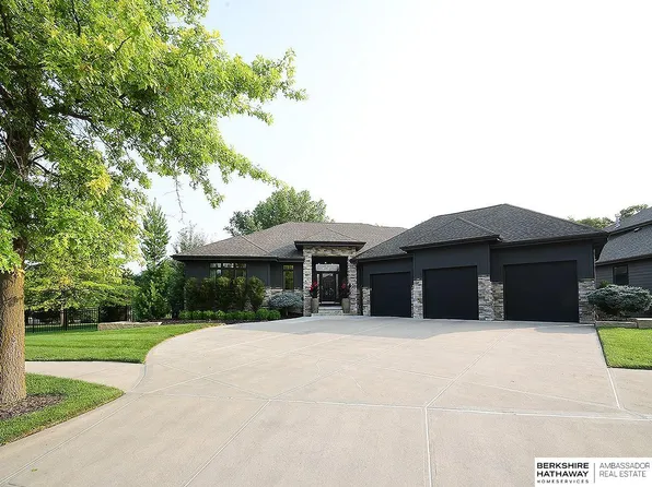 18850 Vinton St, Omaha, NE 68130
