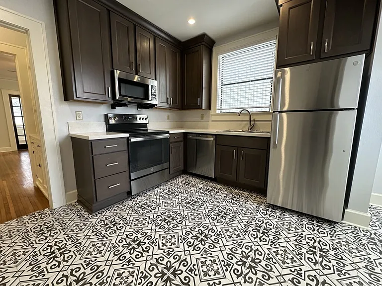 1107 Cumberland St #1 — Photo 9