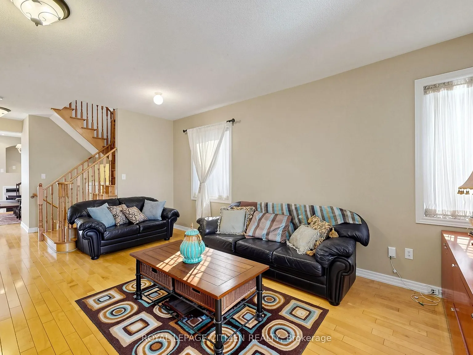 3 bed, $3,500 — Photo 3