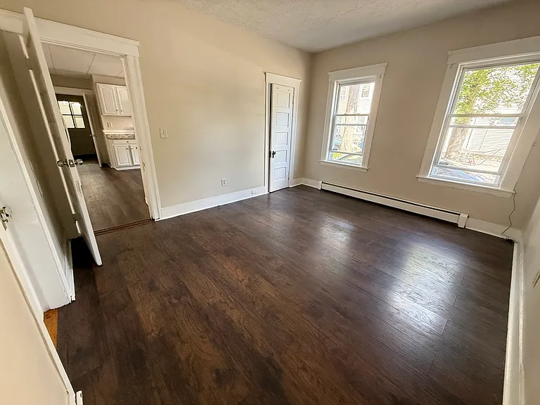 10 Lawnfair St #1 — Photo 8