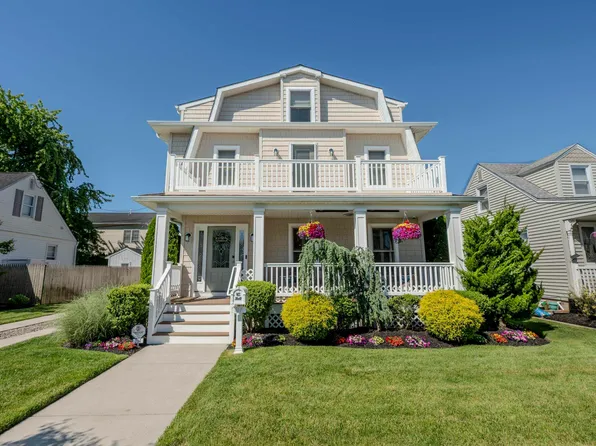 214 N Brunswick Dr, Margate, NJ 08402