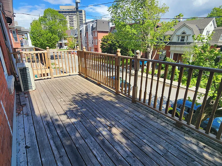 389 Daly Ave — Photo 44