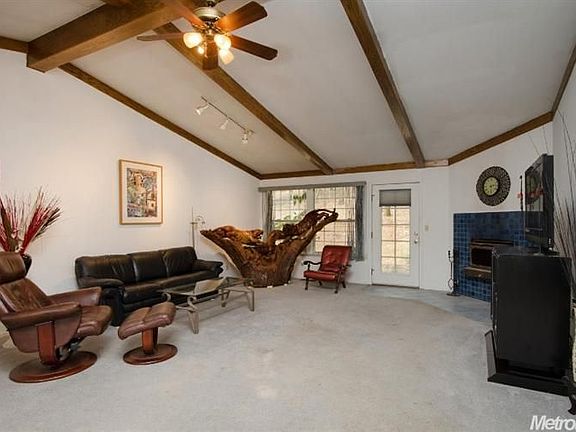 4th image of 3400 Blossom Ct