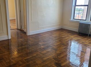 2446 Lyvere St APT 4E, Bronx, NY 10461