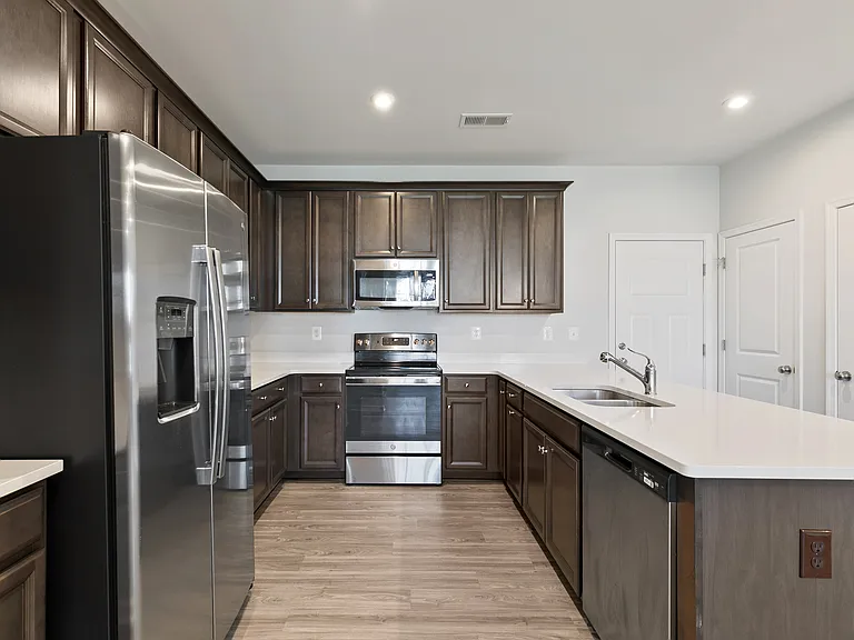 9247 Magellan Pkwy #A — Photo 4