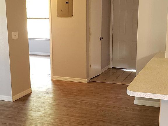 2nd image of 2100 S Deleon Ave Unit 2100