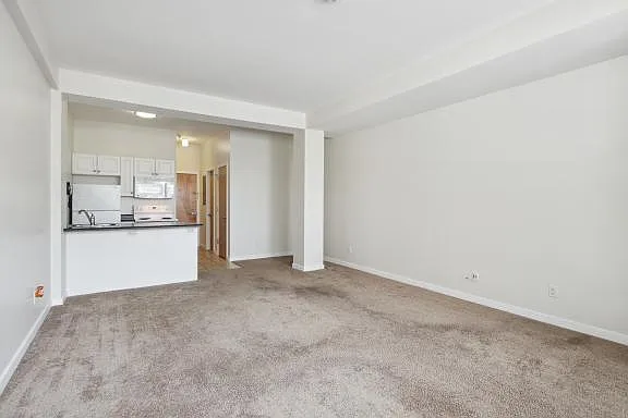 111 Prospect St — Photo 2