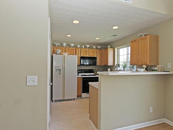 3rd image of 1259 W Oaks Way