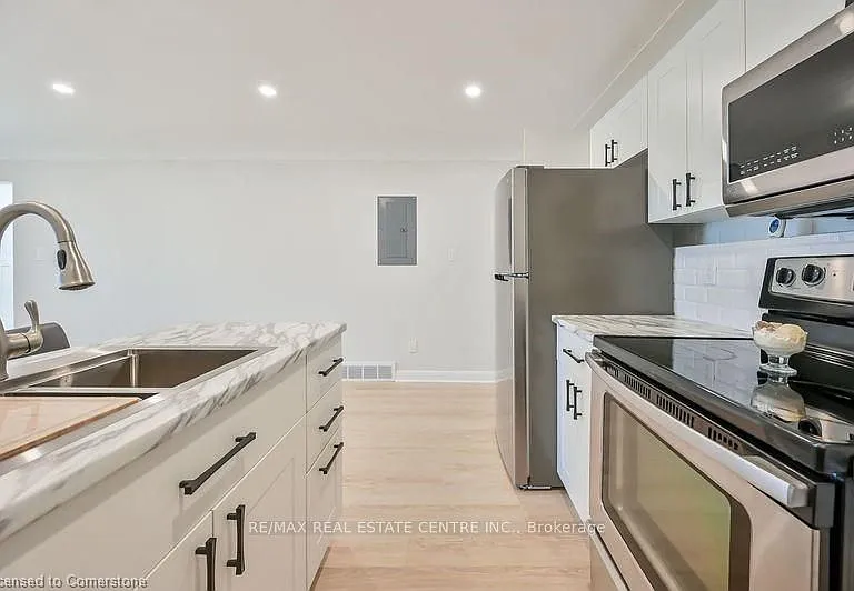 738 Mohawk Rd E #UPPER — Photo 9