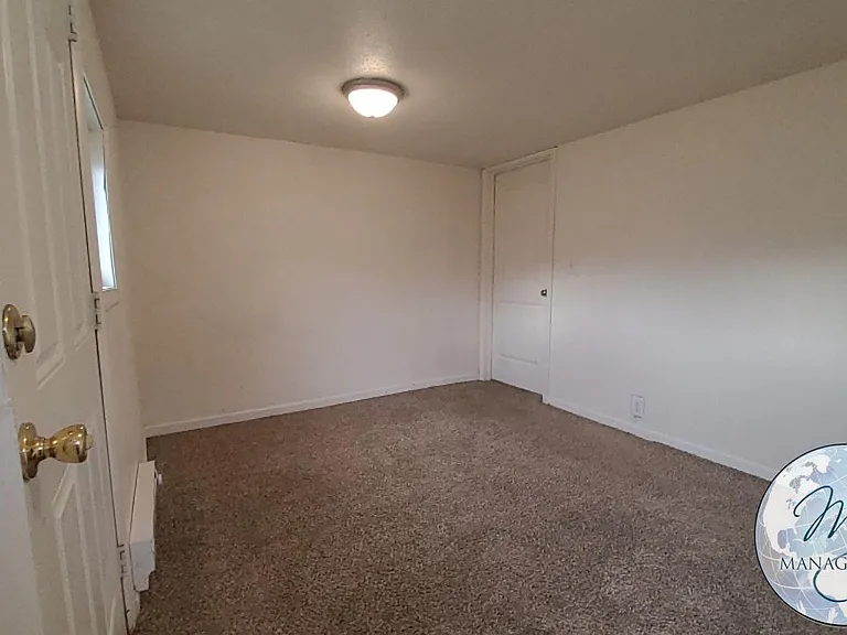 mini_Bedroom_1 (4)_01072025