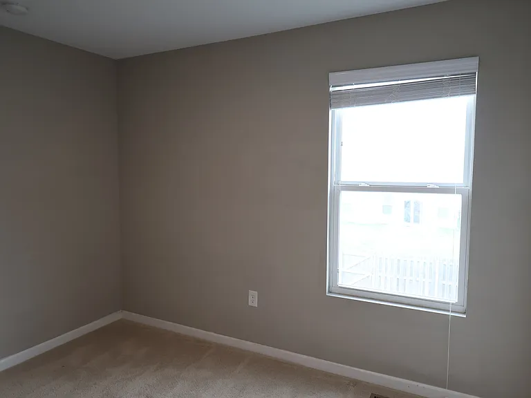 1899 Lakecrest Dr — Photo 59