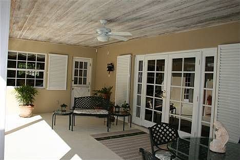 4th image of 1104 NW 6th Ave