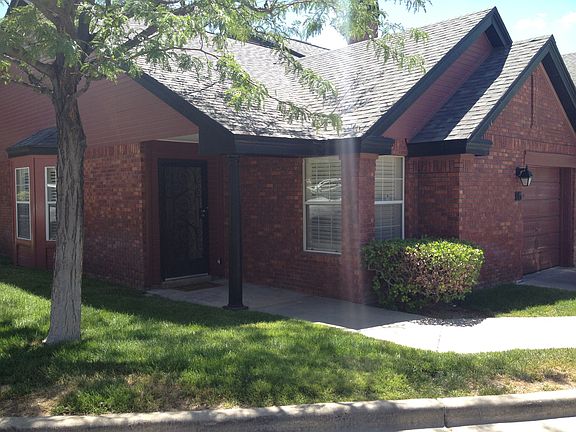 2nd image of 16 Stratford Hall Cir