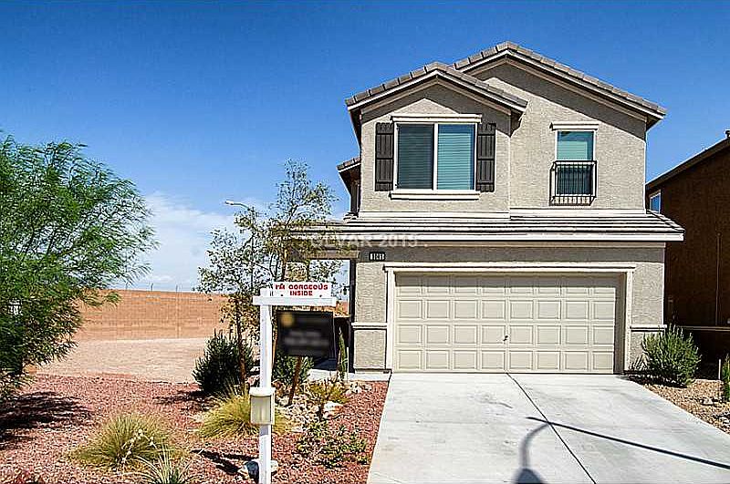 1st image of 1041 Pebble Lake St