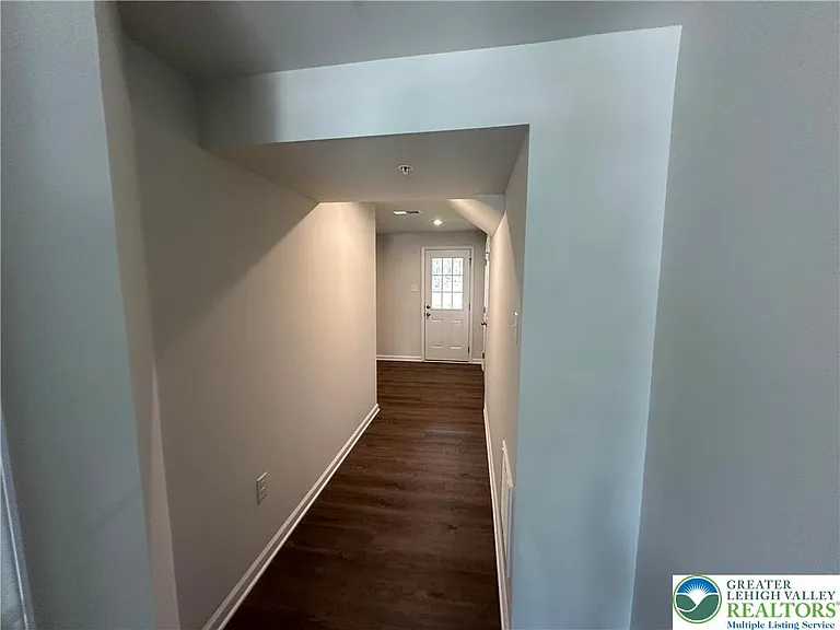 157 Van Fleet Cir — Photo 5