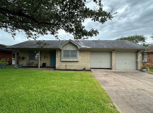 2917 Kingston Dr, Texas City, TX 77590