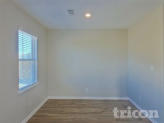 3rd image of 9721 Sierra Grande Dr