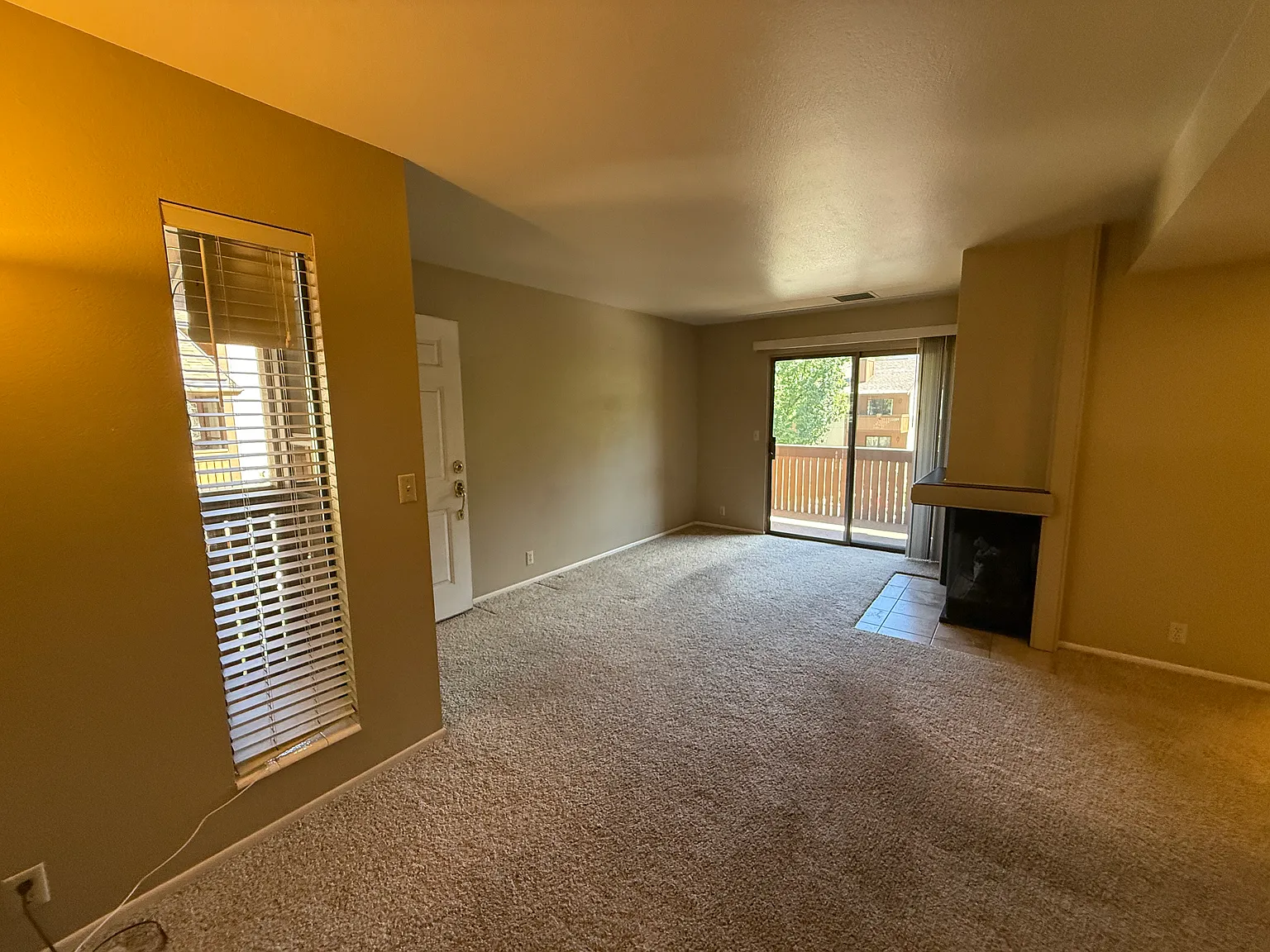 1 bed, 750 sqft, $1,250 — Photo 3